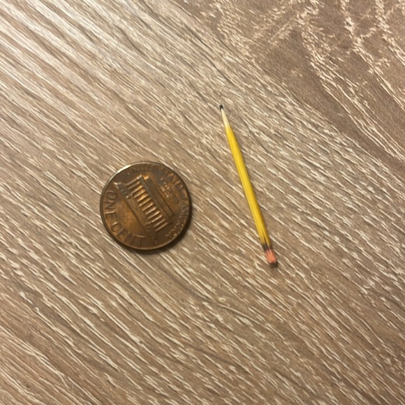 Handmade Miniature pretend pencil - Picture 6 of 6